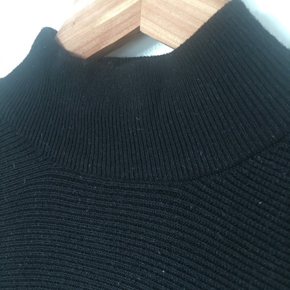 Turtle Neck black Sweater - Picture 2 of 3